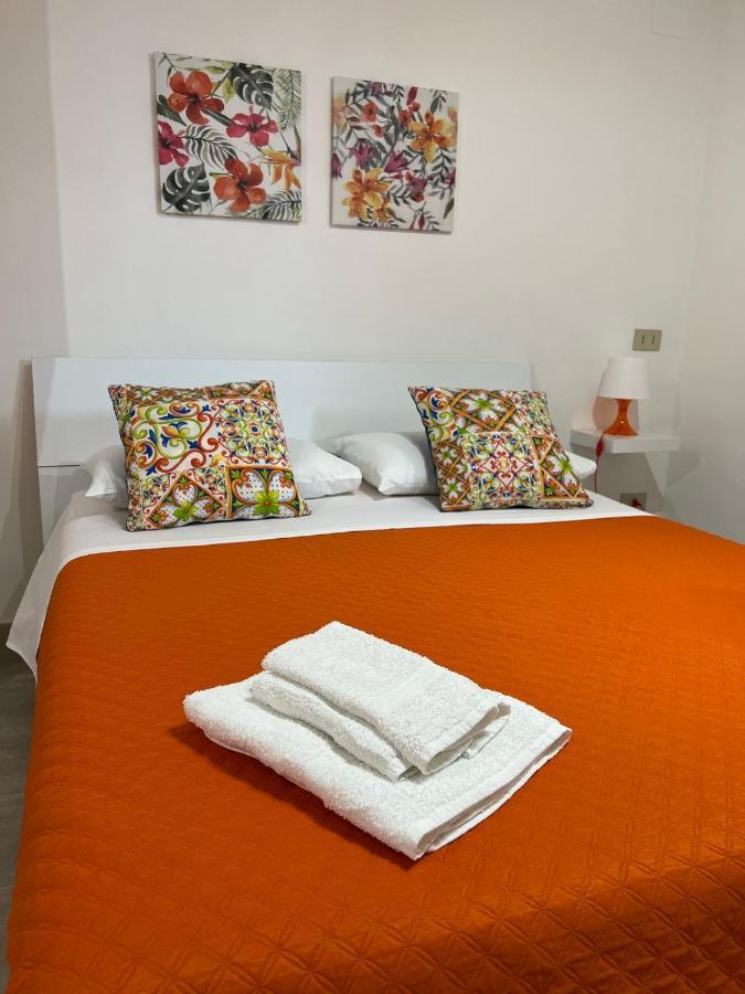 Trentuno Mondello Apartments Bagian luar foto