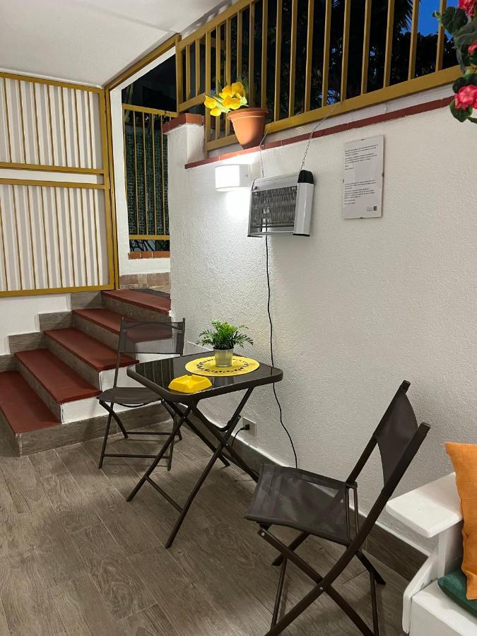 Trentuno Mondello Apartments Bagian luar foto
