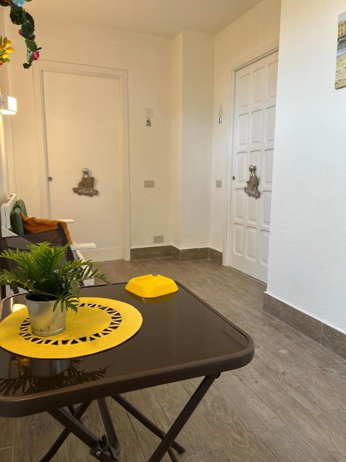 Trentuno Mondello Apartments Bagian luar foto