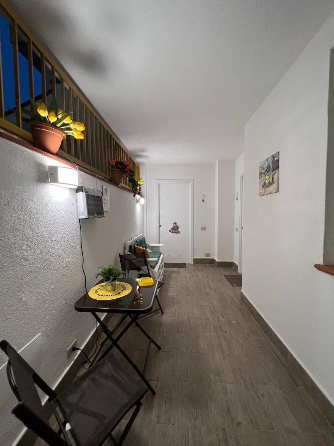 Trentuno Mondello Apartments Bagian luar foto